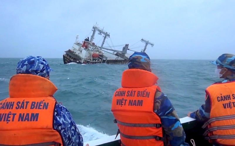 Lực lượng cứu hộ cứu nạn trong sự cố Tàu XIn Hong chìm