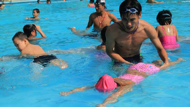 Khoảng 30% trẻ em Việt Nam 6-14 tuổi biết bơi