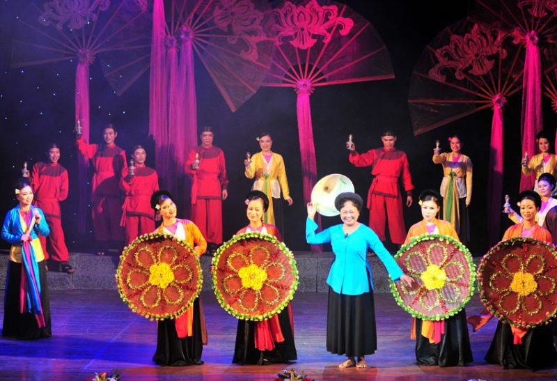 Nghệ thuật hát chèo trong tâm thức người Việt - Thông Tin - Tin Tức
