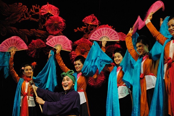 Nghệ thuật hát chèo trong tâm thức người Việt